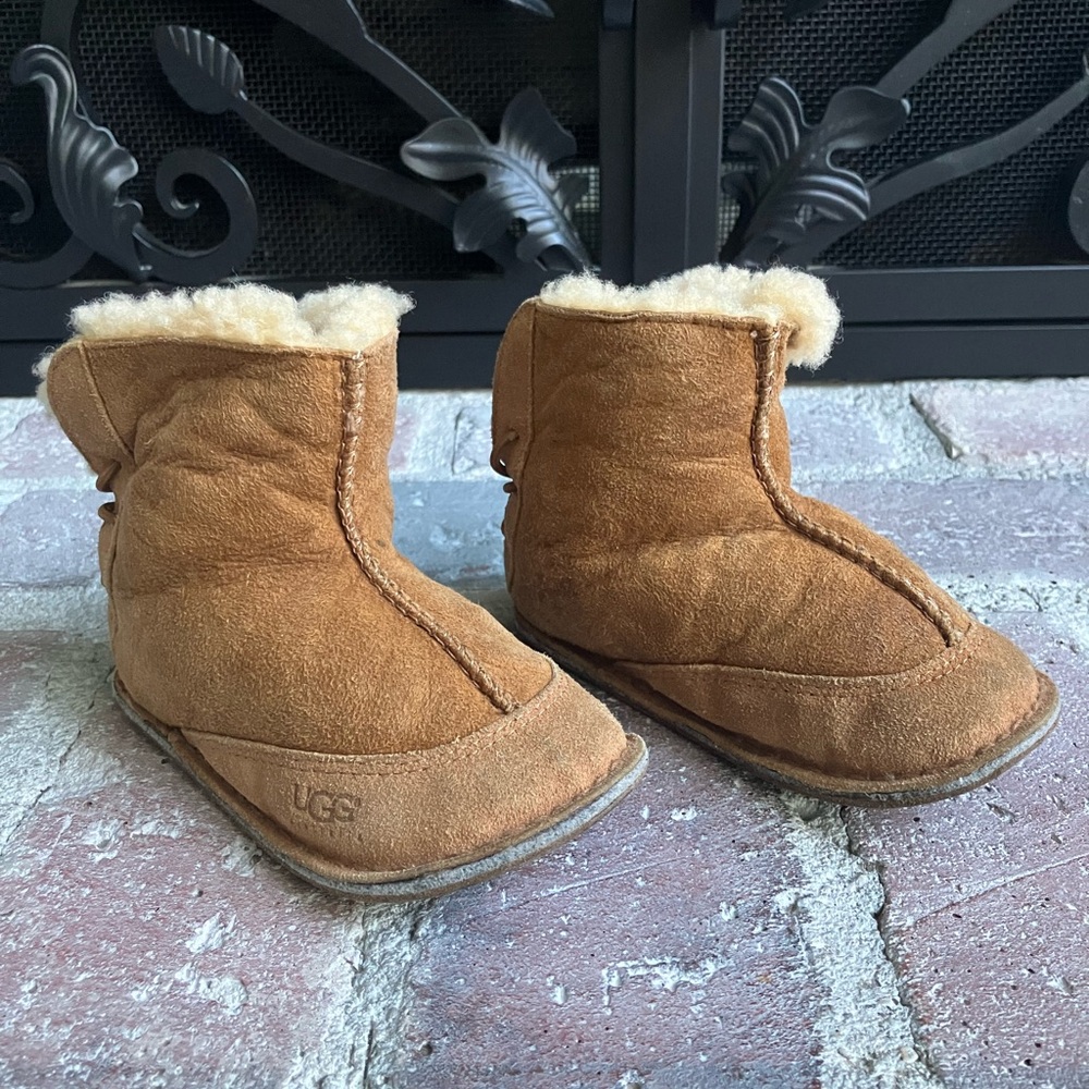 UGG Chestnut Infant Baby Boo Booties